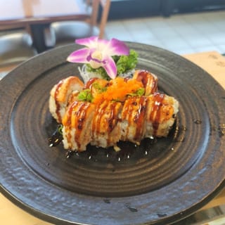 BR1-BAKED SALMON ROLL