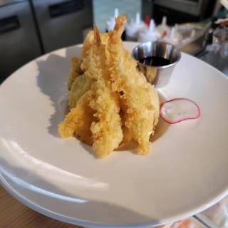 SD2-ASSORTED TEMPURA (8PCS)